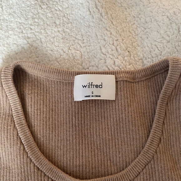 Aritzia- Wilfred clutch sweater tank - Picture 5 of 5